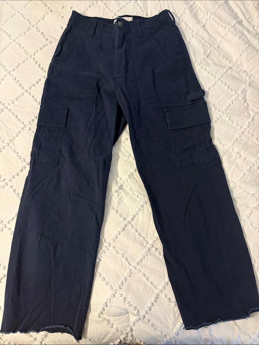 Hollister Ultra High-Rise Cargo Pants